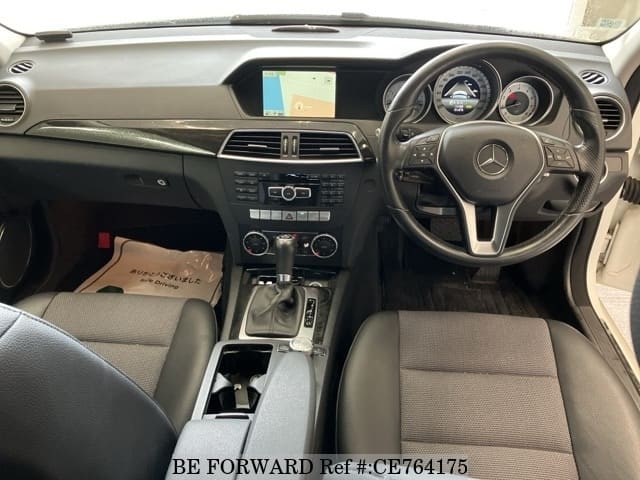 Mercedes-Benz C-CLASS C180T AVANTGARDE — фото 3