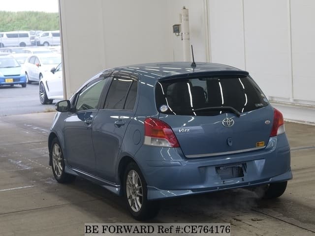 Toyota VITZ I'LL — фото 2