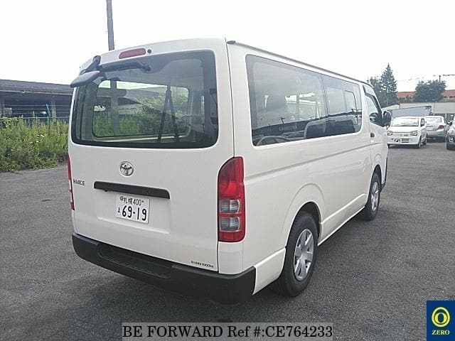 Toyota HIACE VAN DX — фото 2