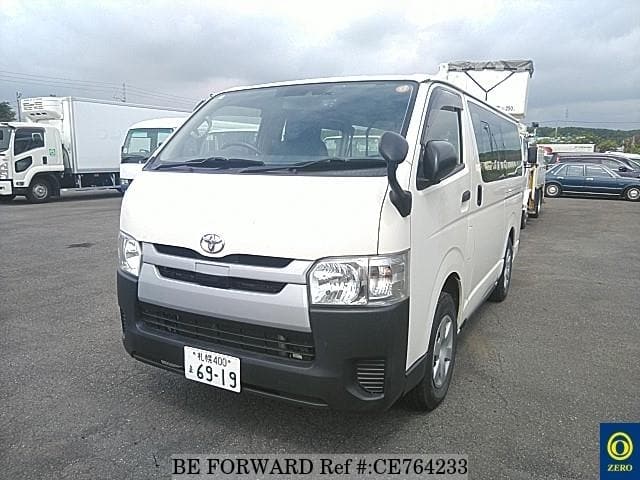 Toyota HIACE VAN DX — фото 1