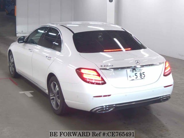 Mercedes-Benz E-CLASS E220D AVANTGARDE — фото 5