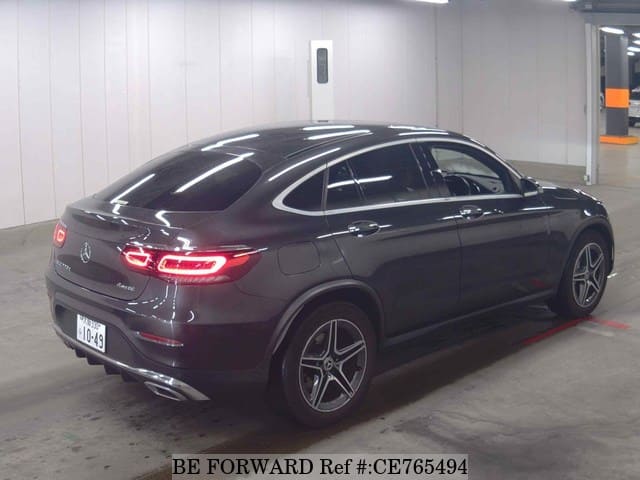 Mercedes-Benz GLC-CLASS GLC220D 4MATIC COUPE AMG LINE — фото 2