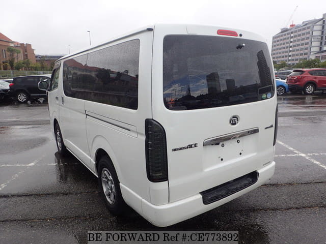 Toyota REGIUSACE VAN LONG SUPER GL DARK PRIME 2 — фото 3