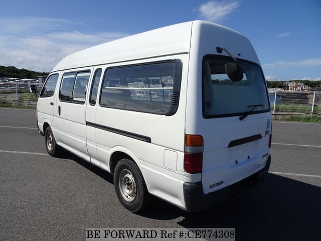 Toyota HIACE VAN — фото 3