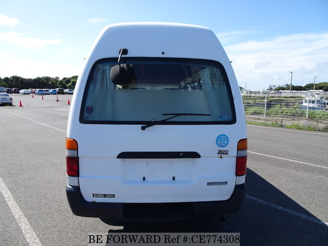 Toyota HIACE VAN — фото 4