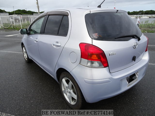 Toyota VITZ U — фото 3