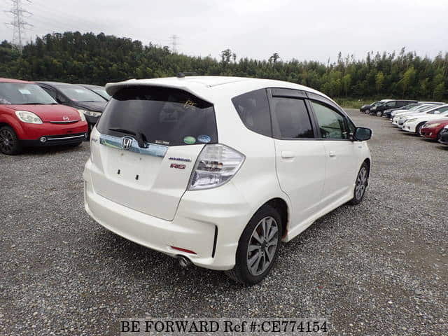 Honda FIT HYBRID RS — фото 5