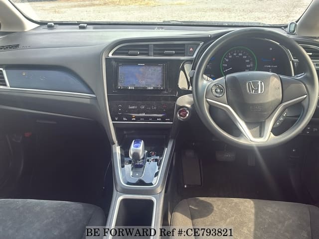 Honda SHUTTLE HYBRID — фото 3