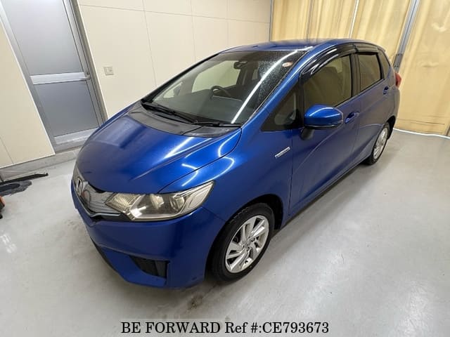 Honda FIT HYBRID F PACKAGE — фото 1