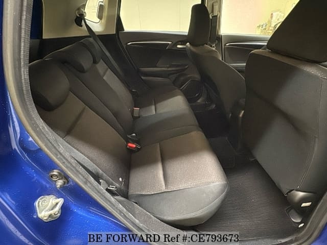 Honda FIT HYBRID F PACKAGE — фото 5