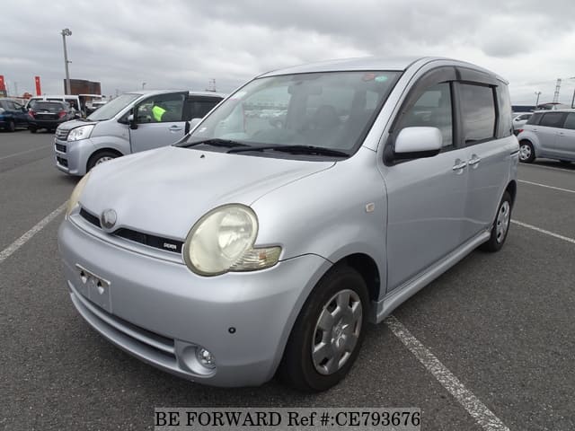 Toyota SIENTA X LTD