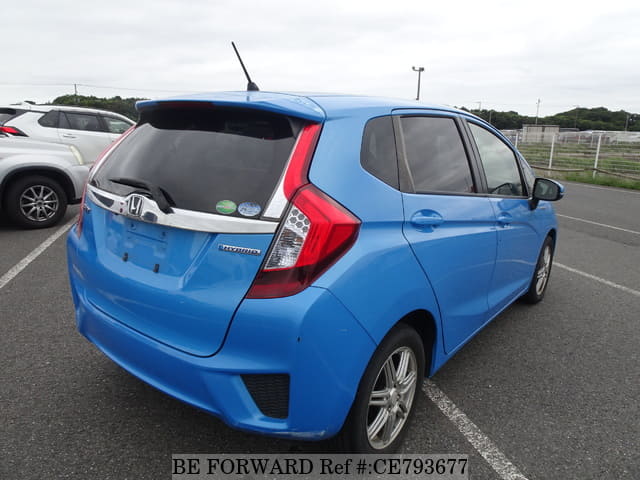 Honda FIT HYBRID F PACKAGE — фото 5