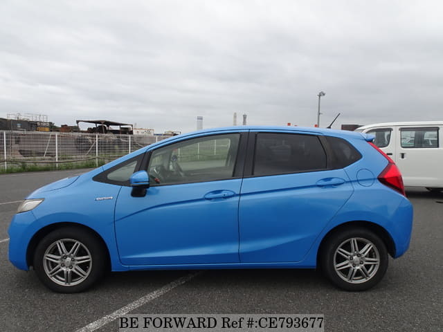 Honda FIT HYBRID F PACKAGE — фото 2