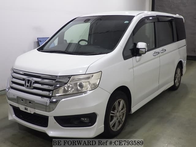Honda STEP WGN SPADA Z — фото 1
