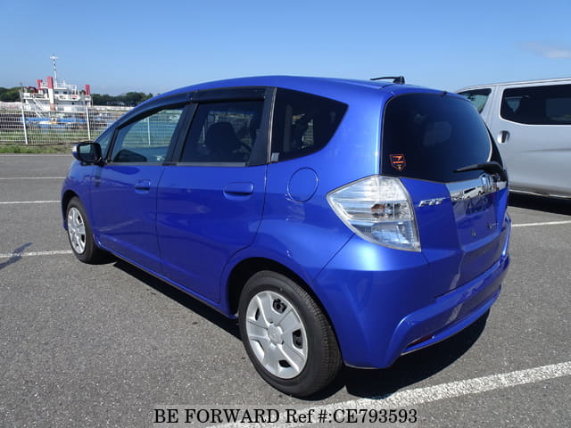 Honda FIT HYBRID SMART SELECTION — фото 3