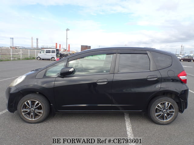 Honda FIT 13G SMART SELECTION FINE STYLE — фото 2