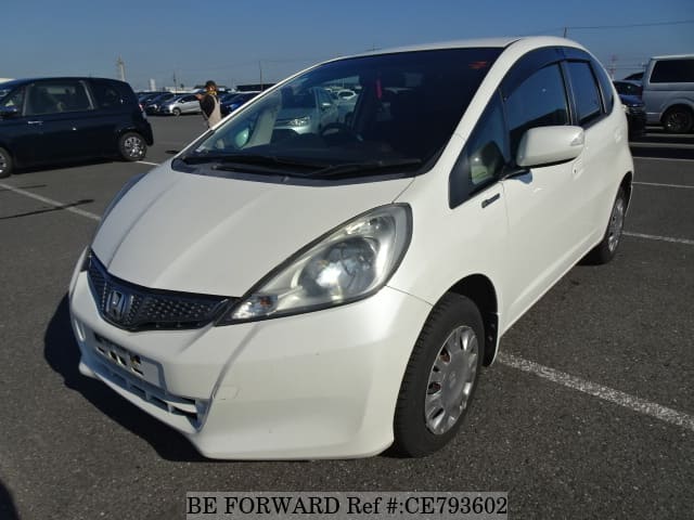 Honda FIT 13G 10TH ANNIVERSARY — фото 1