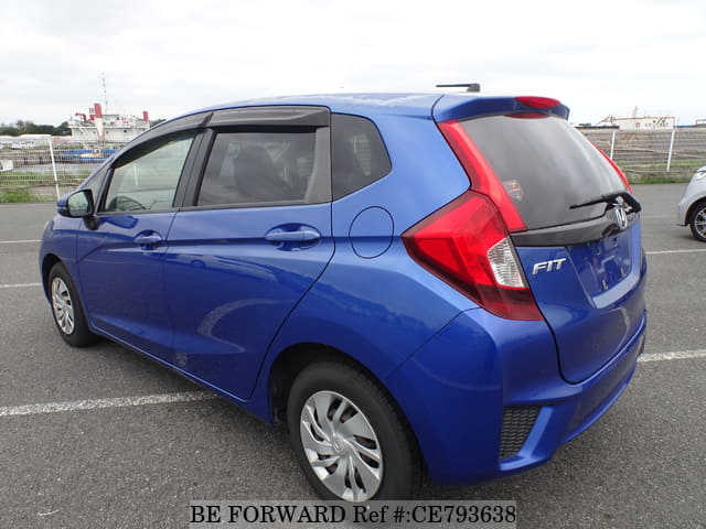 Toyota VITZ F SMILE EDITION — фото 3