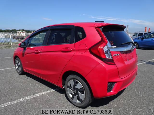 Honda FIT HYBRID L PACKAGE — фото 3