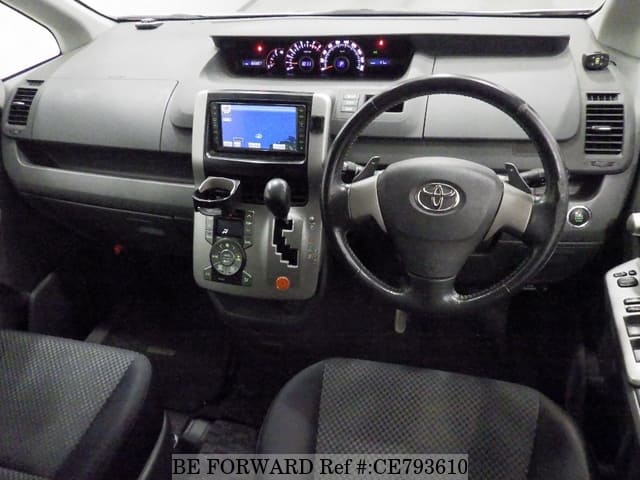 Toyota NOAH SI — фото 3