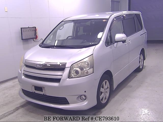 Toyota NOAH SI — фото 1