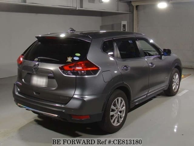 Nissan X-TRAIL HYBRID 20X — фото 2