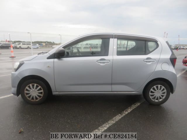 2021 Daihatsu Mira, photo 2 of 3