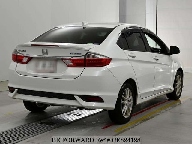 Honda GRACE HYBRID DX — фото 2