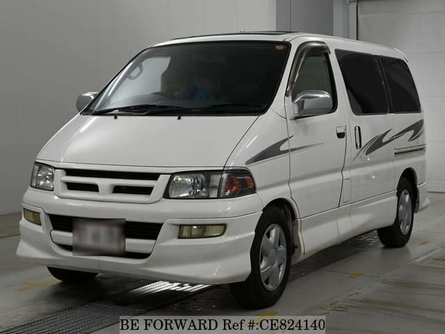 Toyota REGIUS WAGON — фото 1