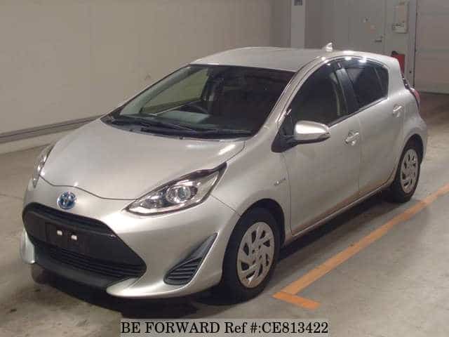 Toyota AQUA HYBRID S — фото 1