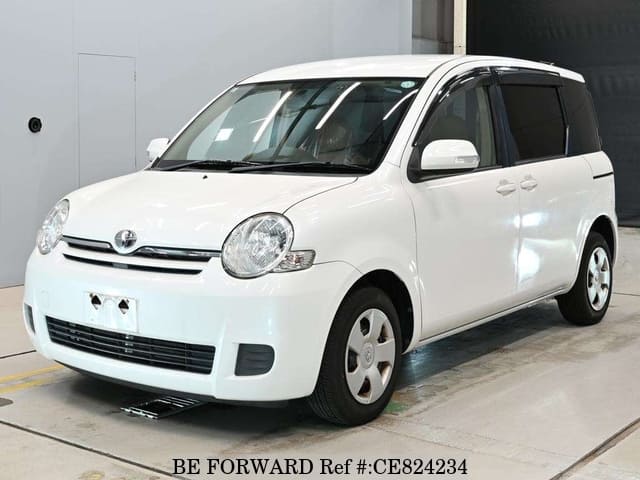 Toyota SIENTA X L PACKAGE — фото 1