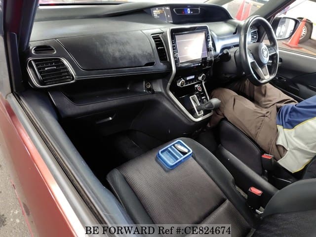 Nissan SERENA HYBRID HIGHWAY STAR G — фото 3