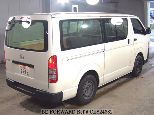 Toyota HIACE VAN LONG DX — фото 2