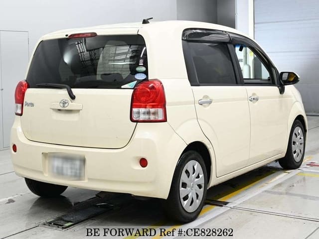 Toyota PORTE G — фото 2