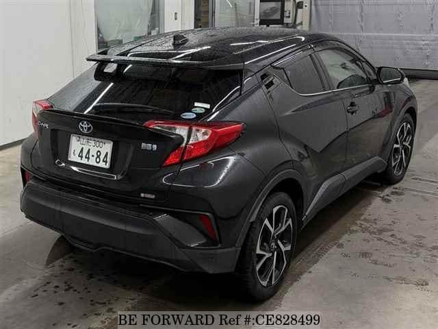 Toyota C-HR HYBRID G — фото 2
