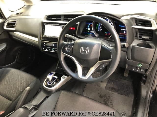 Honda FIT HYBRID F PACKAGE — фото 4