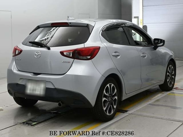 Mazda DEMIO XD TOURING — фото 2
