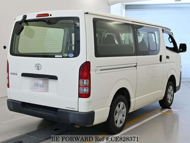 Toyota HIACE VAN LONG DX — фото 2