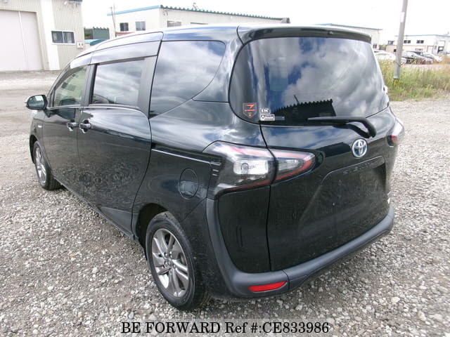 Toyota SIENTA HYBRID G — фото 3