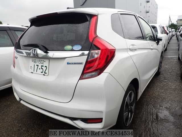 Honda FIT HYBRID F — фото 2
