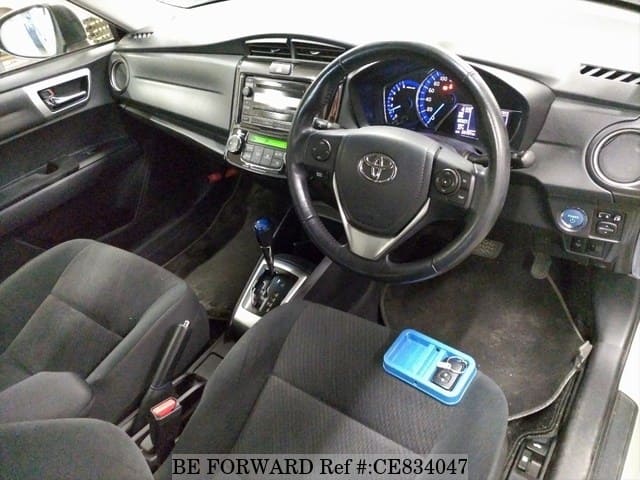 Toyota COROLLA AXIO HYBRID G — фото 4