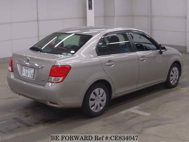 Toyota COROLLA AXIO HYBRID G — фото 2