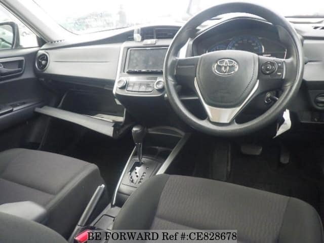 Toyota COROLLA FIELDER HYBRID — фото 3