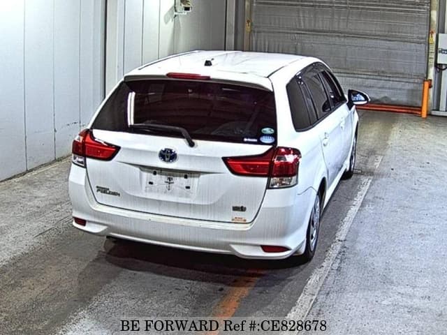 Toyota COROLLA FIELDER HYBRID — фото 2