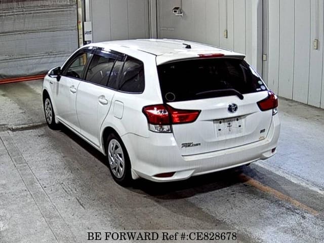 Toyota COROLLA FIELDER HYBRID — фото 5