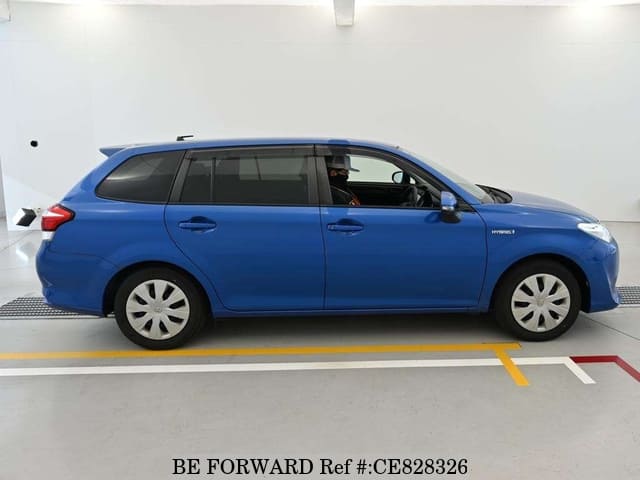 Toyota COROLLA FIELDER HYBRID — фото 5