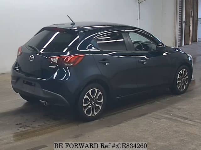 Mazda DEMIO XD TOURING — фото 2