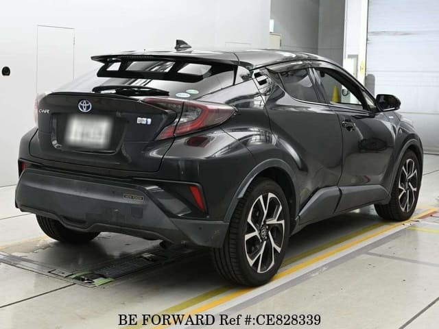Toyota C-HR HYBRID G — фото 2