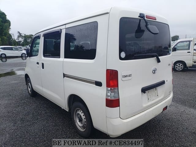 Toyota TOWNACE VAN GL — фото 5