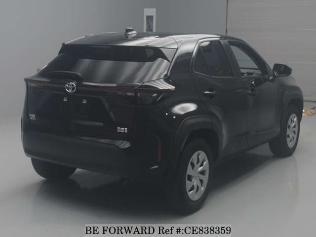 Toyota YARIS CROSS HYBRID X — фото 2